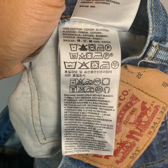 Levi’s 501 Original Fit Men’s Jeans Blue Denim Straight Leg Button Fly 34x32 - Picture 3 of 11